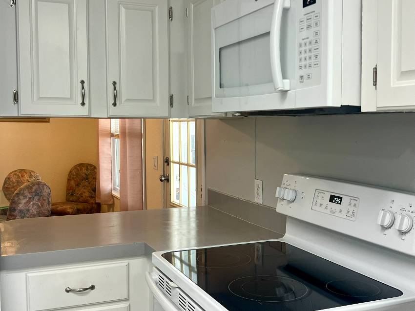 9814 Sucia Circle a Parrish, FL Mobile or Manufactured Home for Sale